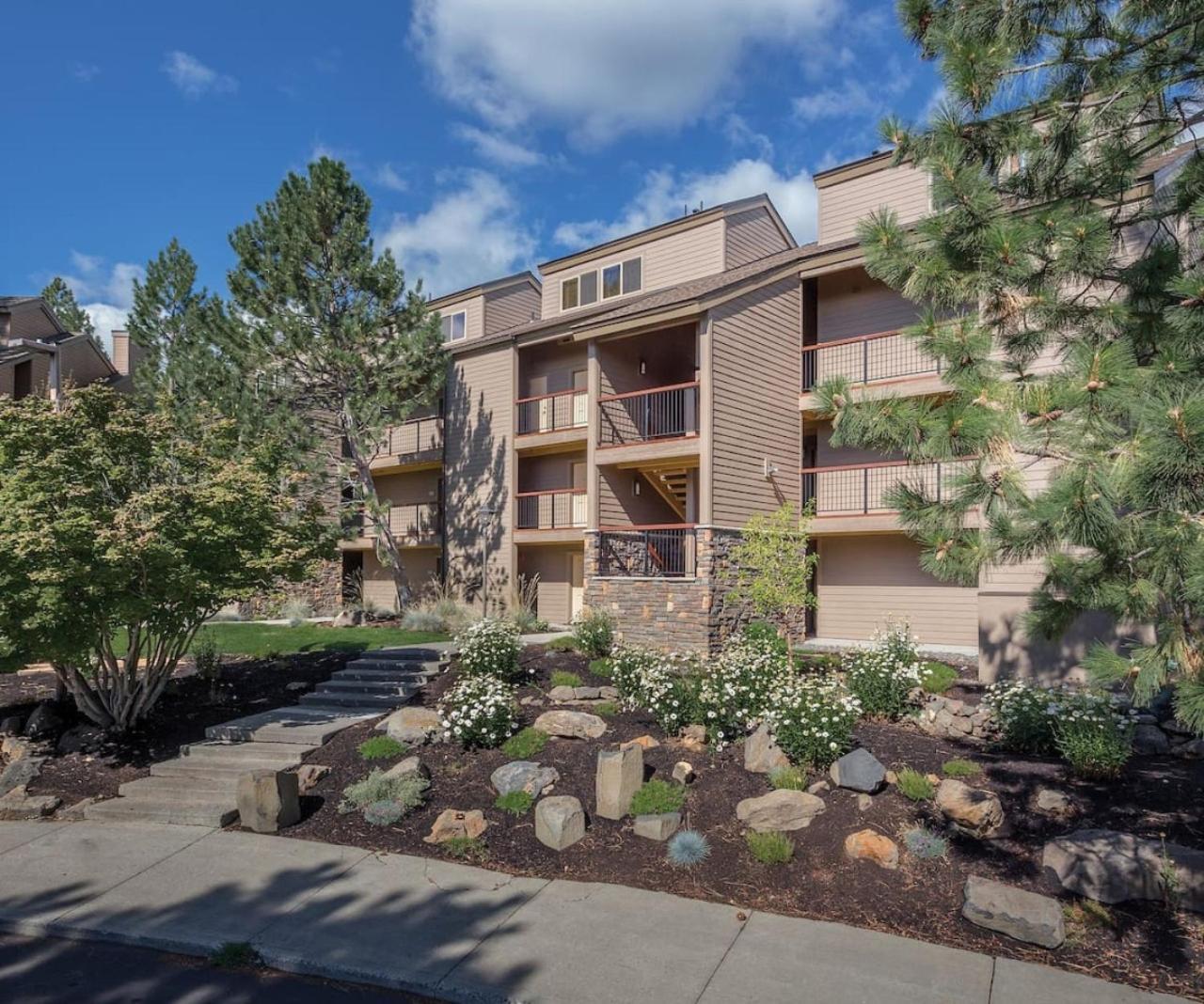 Worldmark Bend Seventh Mountain Resort - St Sleeps Exterior photo